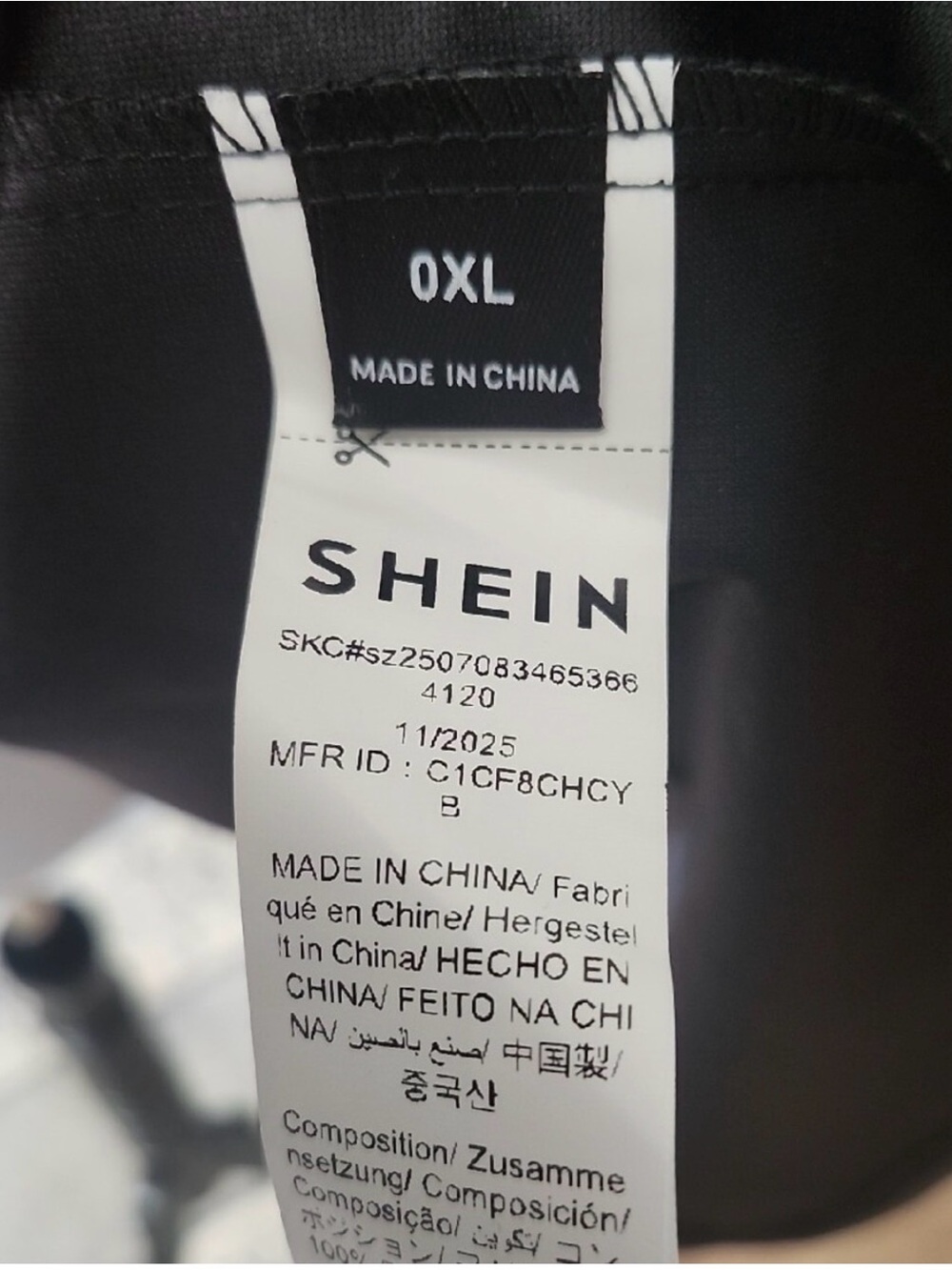 SHEIN Black Faux Leather Fit-and-Flare Blazer Jacket - Picture 6 of 6